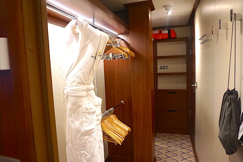 Seabourn Encore Penthouse Suite closet image