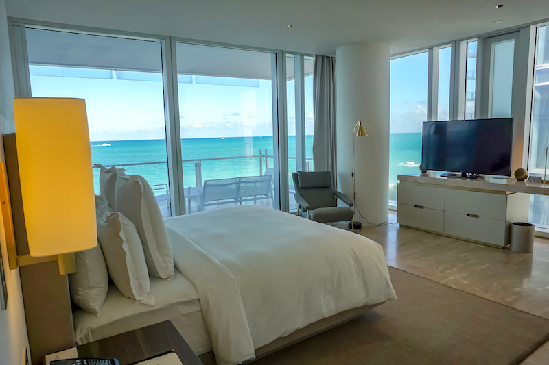 Four Seasons, The Surf Club 2-bedroom Oceanfront Suite master bedroom