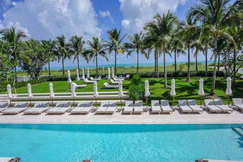 Four Seasons, The Surf Club pool image