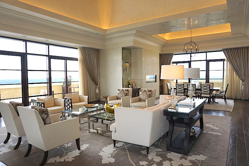 Four Seasons Orlando Presidential Suite living room image