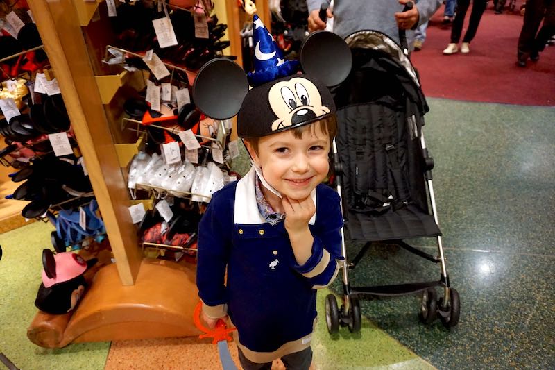 Disney World shopping image