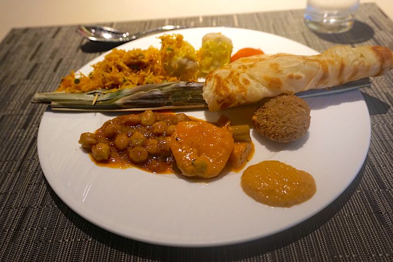 Mandarin Oriental Singapore Melt Cafe breakfast buffet image