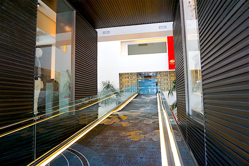 Mandarin Oriental Barcelona entrance image