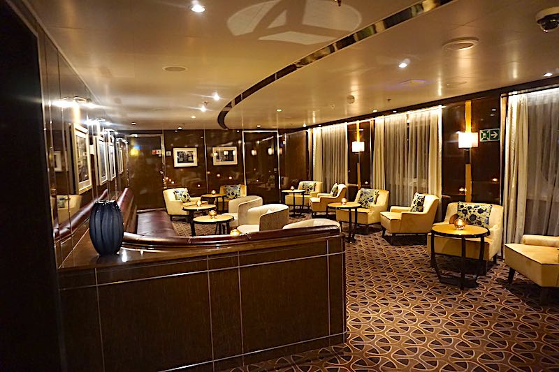 Seabourn Encore The Grill Bar image