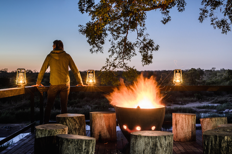 Singita Boulders firepit image