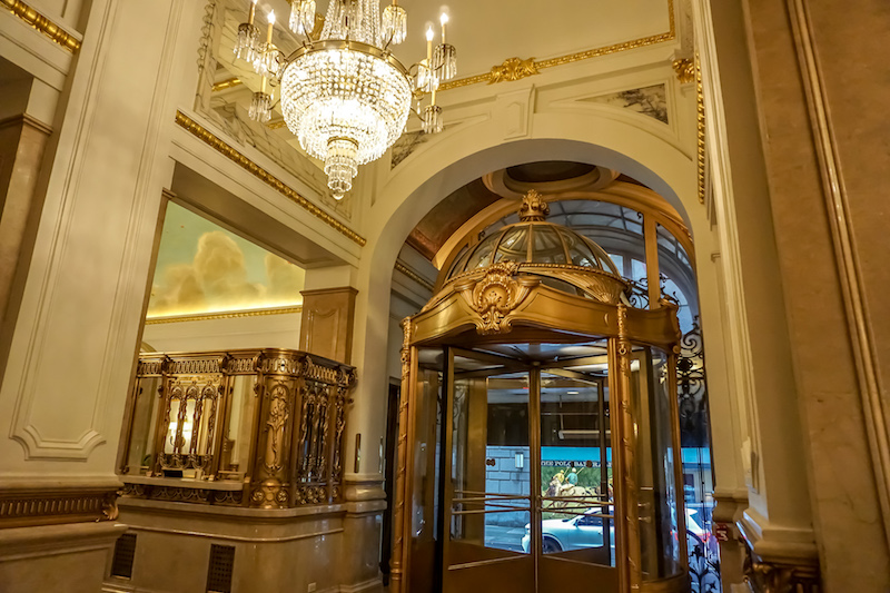 St Regis New York lobby image