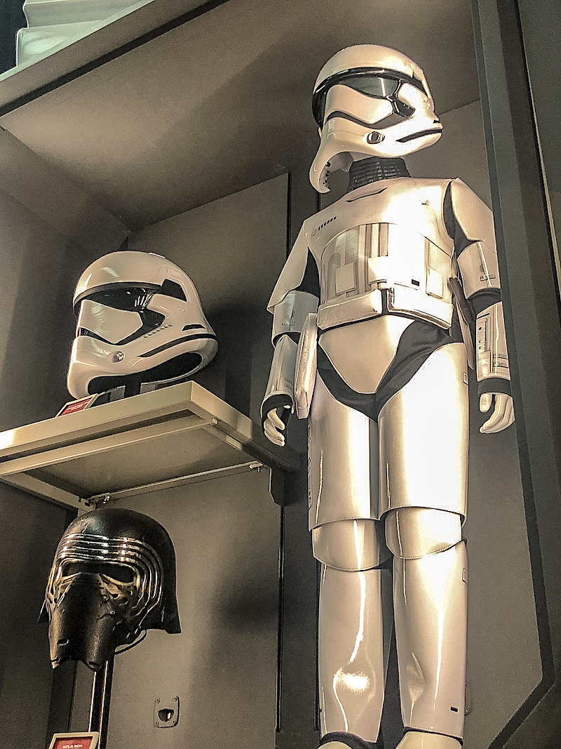 Star Wars Galaxy's Edge merchandise image