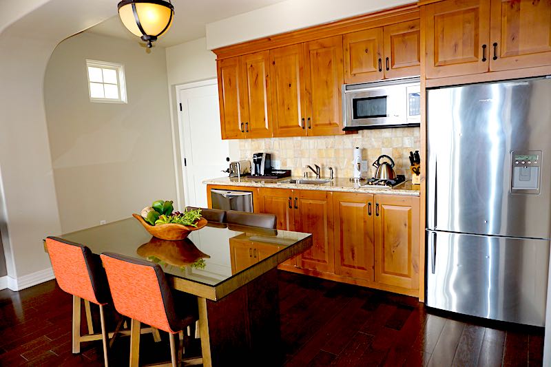 Terranea Bungalow kitchen image