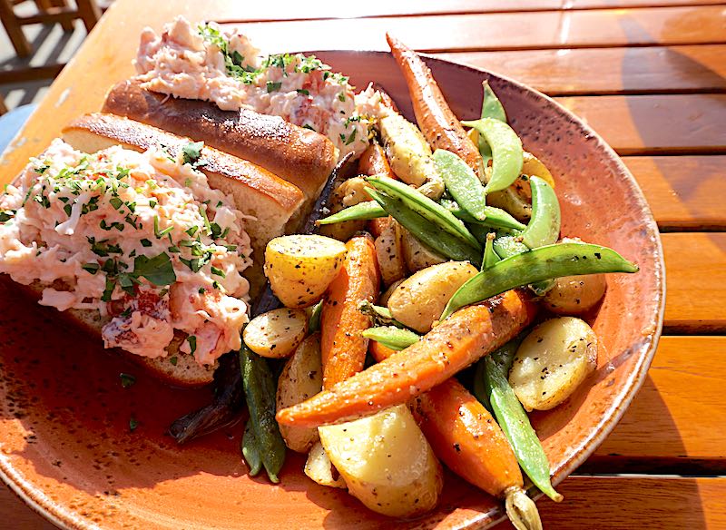 Terranea Nelson's lobster roll image