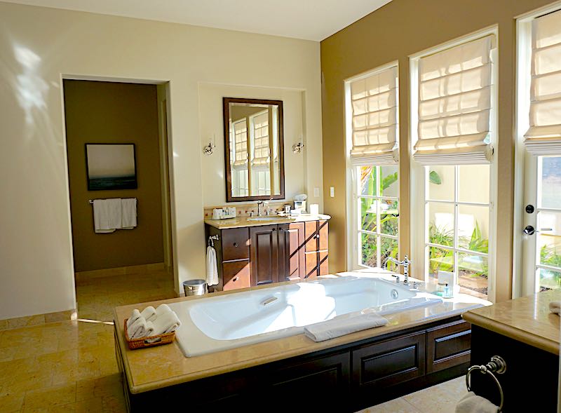 Terranea Four-bedroom Villas master bath image