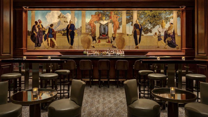 New York Timeless Classics: The St. Regis New York and The Monkey Bar